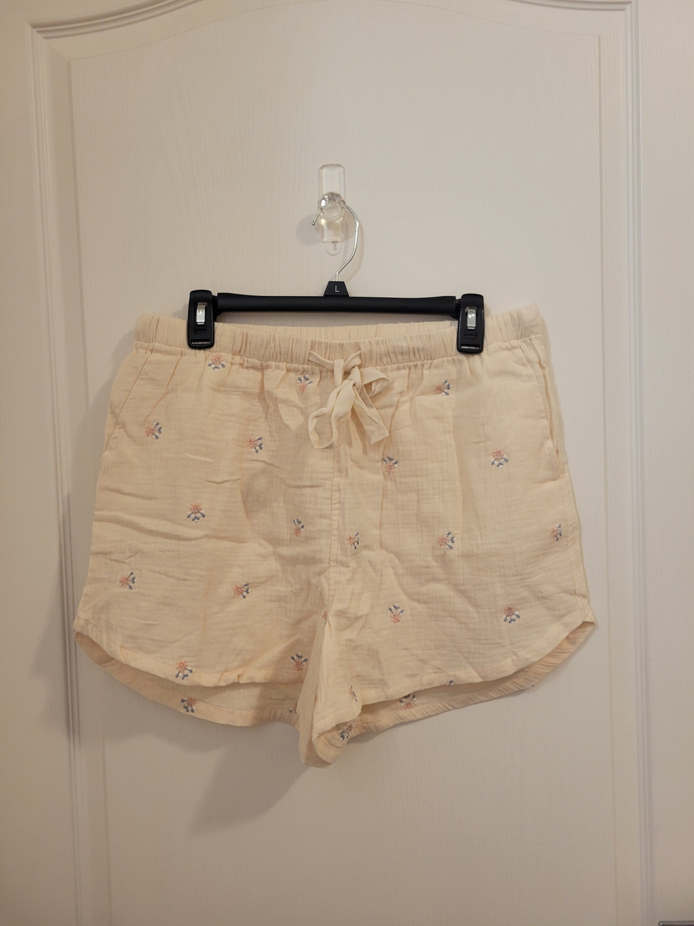 bohme Cream Floral Drawstring Athletic Shorts